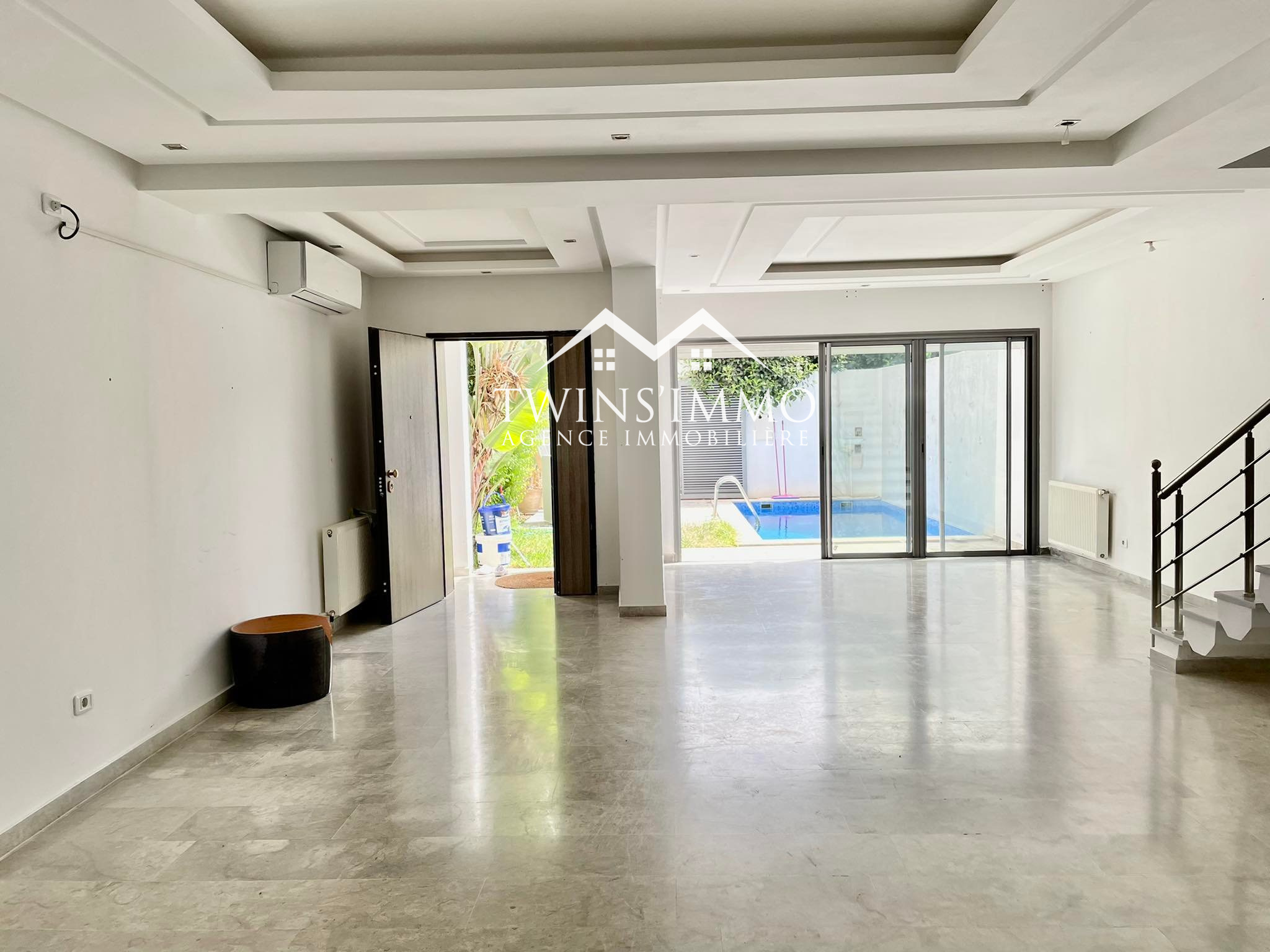 La Marsa&nbsp;Gammart&nbsp;Location&nbsp;Maisons&nbsp;Triplex avec piscine � gammarth