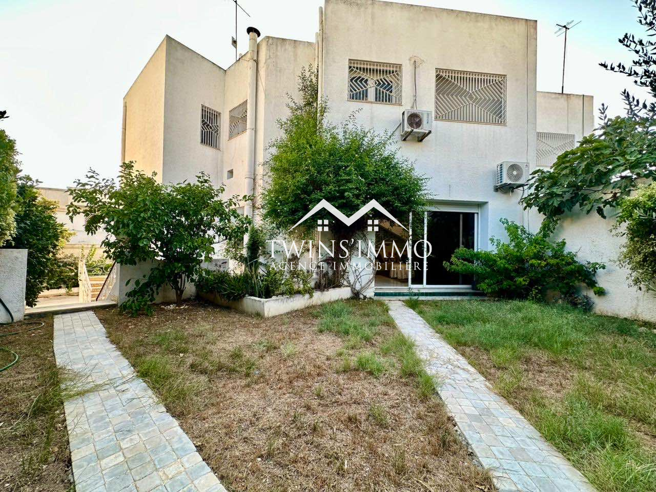 La Marsa&nbsp;Cite Des Juges 2&nbsp;Vente&nbsp;Maisons&nbsp;Villa de 327 m2 � la marsa