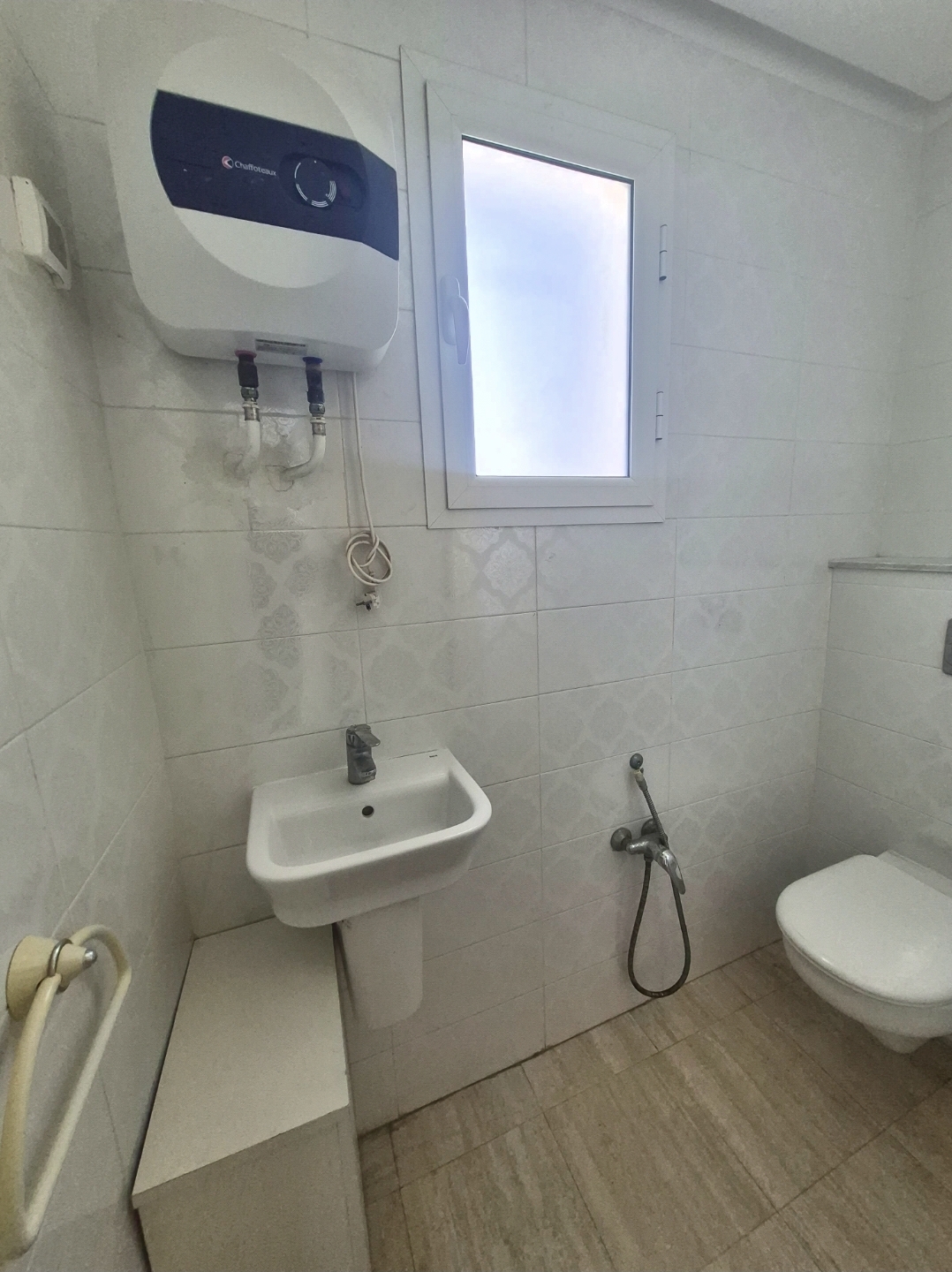 La Marsa&nbsp;Marsa Safsaf&nbsp;Bureaux & Commerces&nbsp;Bureau&nbsp;S plus 2 bureautique marsa