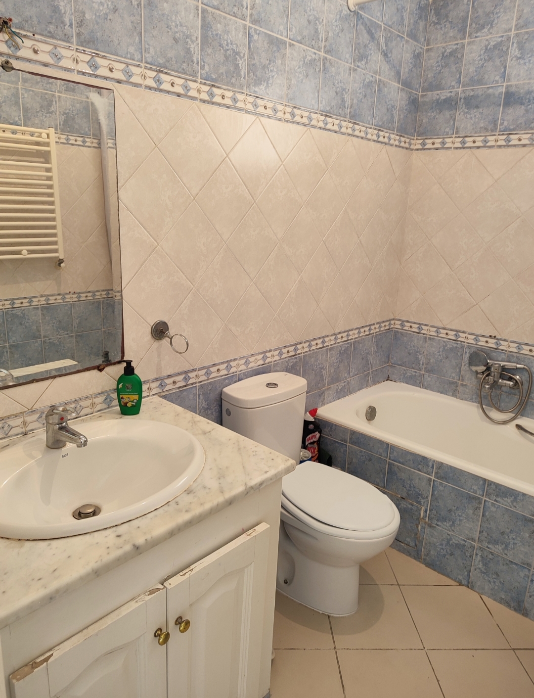 Ain Zaghouan&nbsp;Ain Zaghouan&nbsp;Location&nbsp;Appart. 3 pi�ces&nbsp;Spacieux appart avec vue degag�e