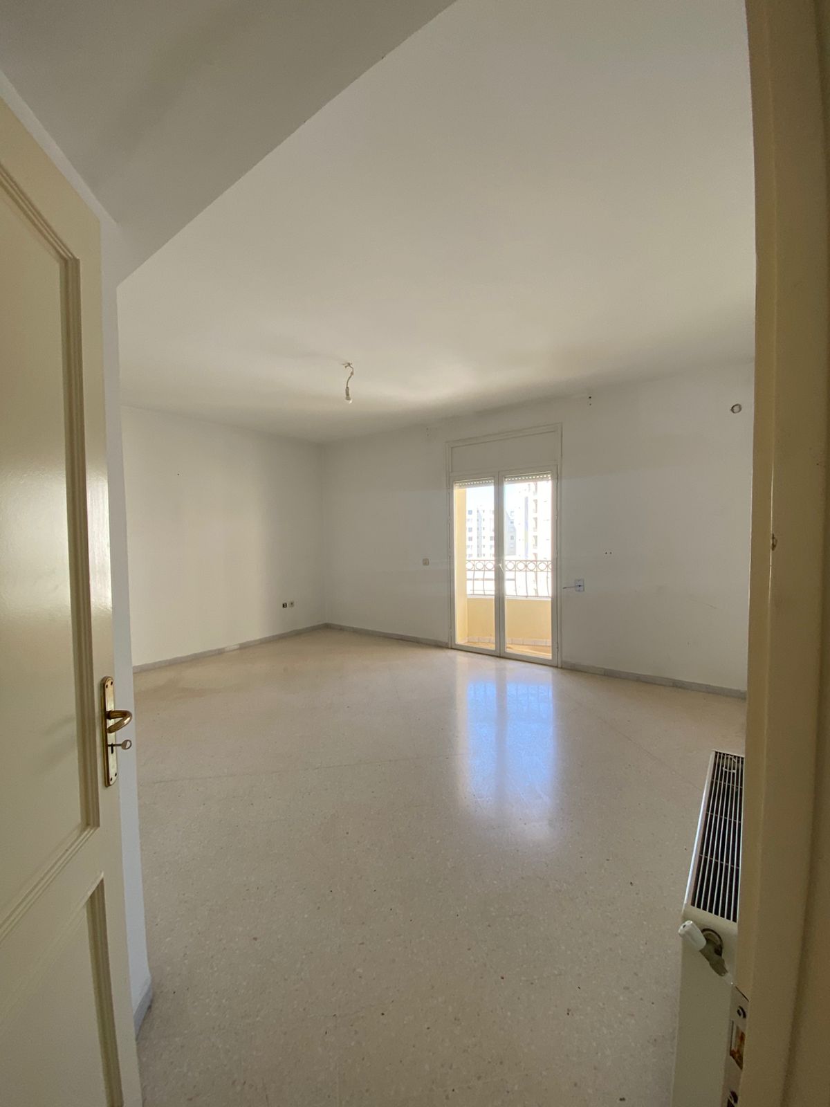Ain Zaghouan&nbsp;Ain Zaghouan&nbsp;Location&nbsp;Appart. 3 pi�ces&nbsp;Spacieux appart avec vue degag�e