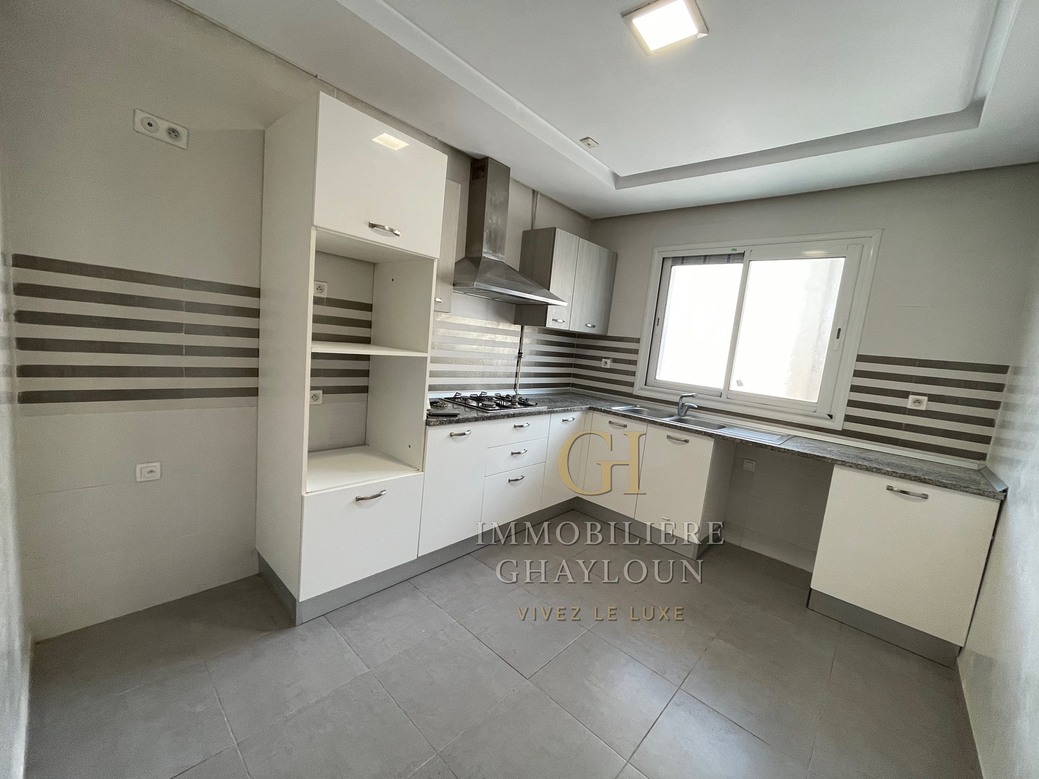 El Menzah&nbsp;El Menzah 9&nbsp;Location&nbsp;Appart. 4 pi�ces&nbsp;Appartement s3 menzah 9c avec pp sous sol