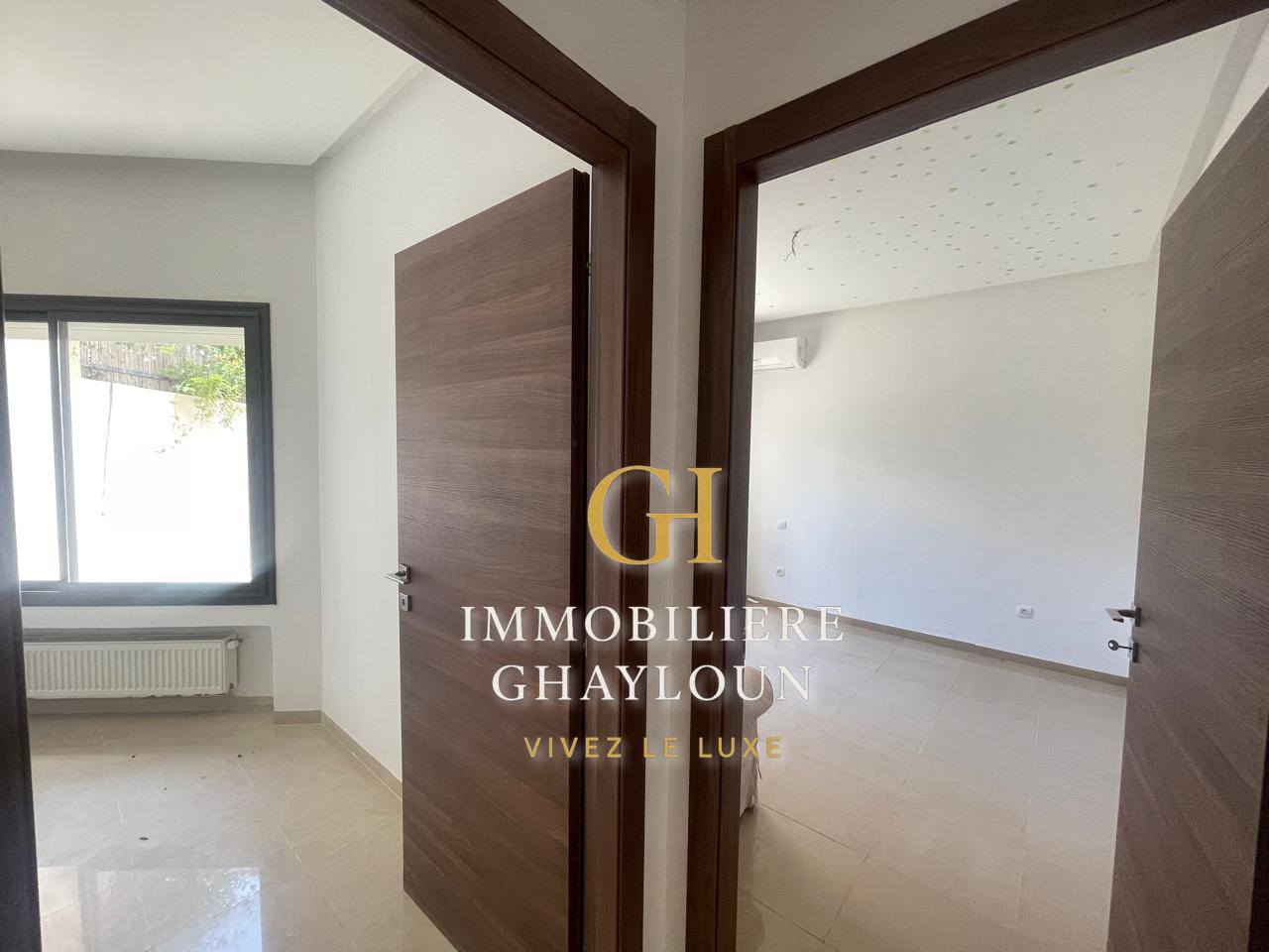 Ariana Ville&nbsp;Cite Ennasr 2&nbsp;Location&nbsp;Appart. 3 pi�ces&nbsp;S2 avec jardin presque neuf