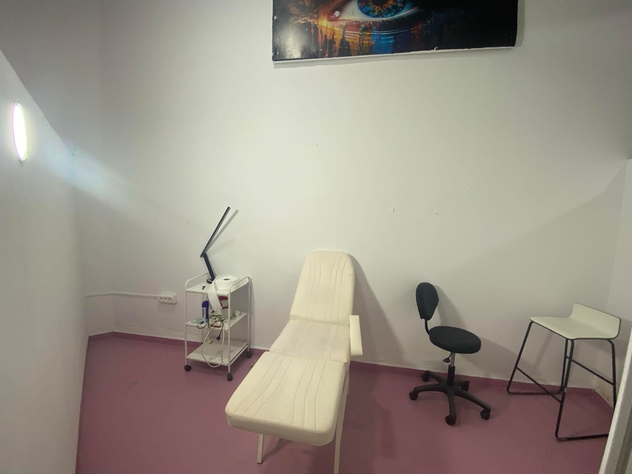 Ariana Ville&nbsp;Ariana&nbsp;Location&nbsp;Surfaces&nbsp;Centre d'esth�tique dames ariana