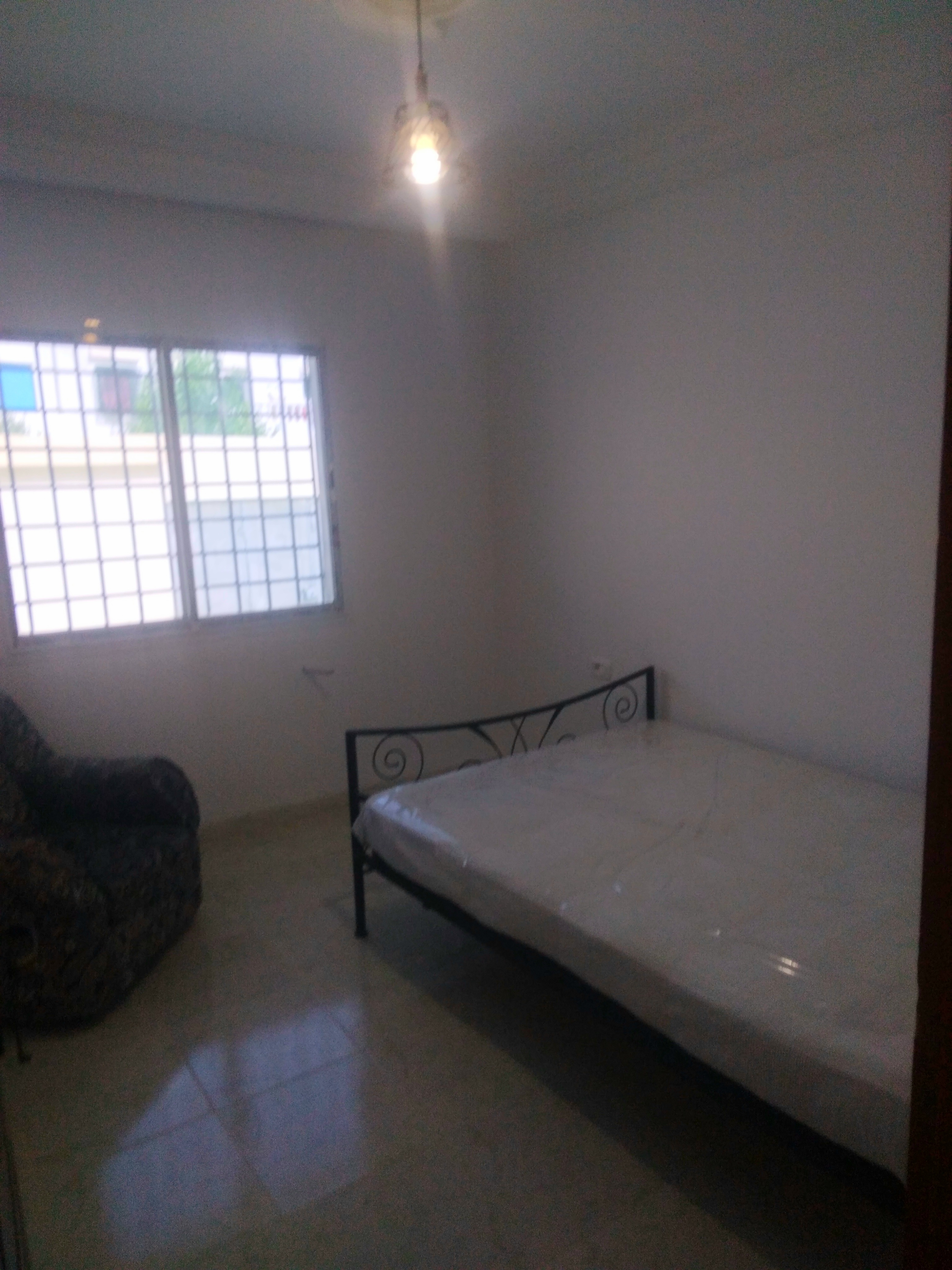 Hammamet&nbsp;Chaabet El Mrezga&nbsp;Chambres � coucher&nbsp;Lits&nbsp;Urgent vend meubles