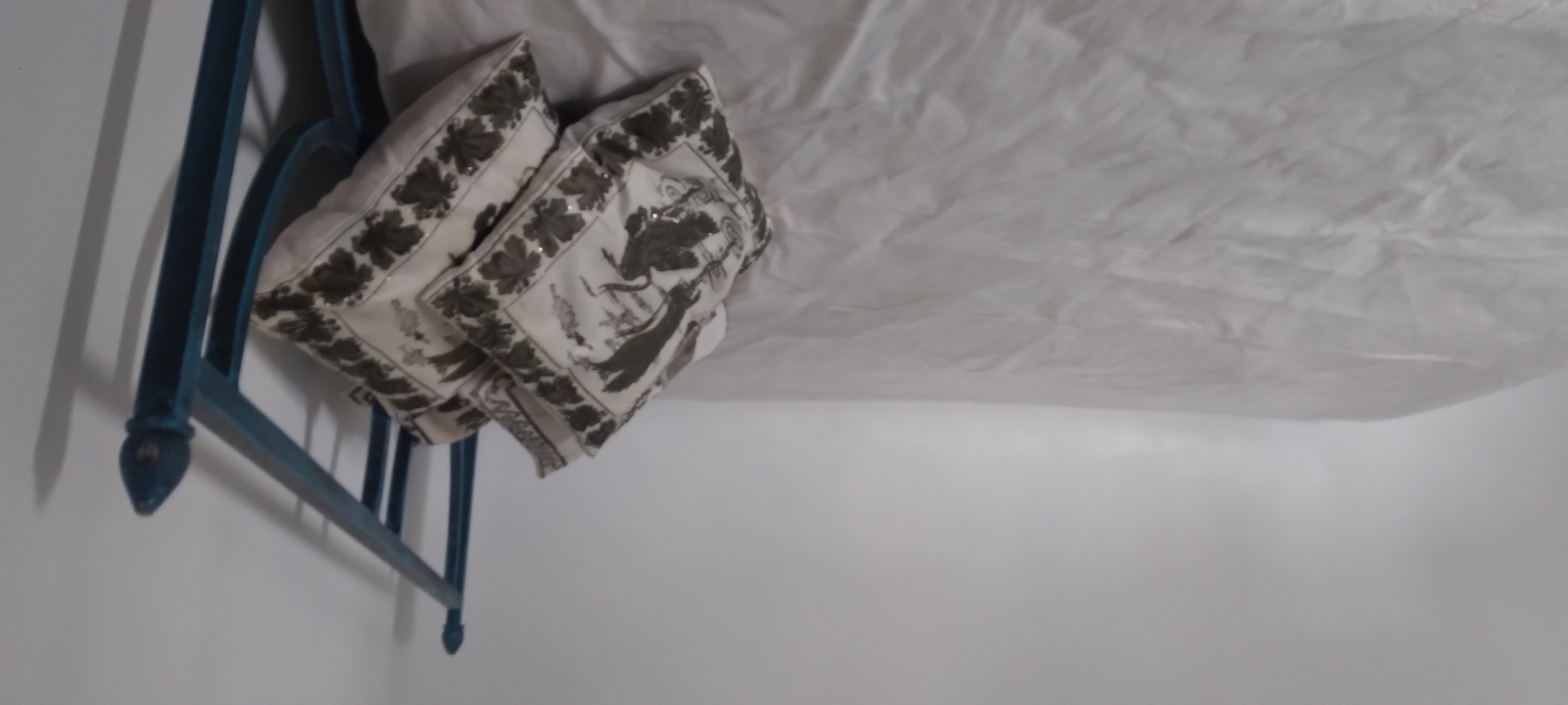 Hammamet&nbsp;Chaabet El Mrezga&nbsp;Chambres � coucher&nbsp;Lits&nbsp;Urgent vend meubles chambre