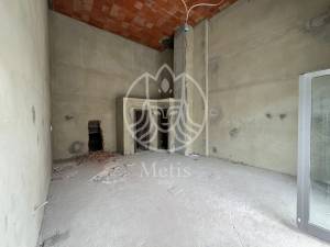 Ain Zaghouan&nbsp;Ain Zaghouan&nbsp;Location&nbsp;Appart. 1 pi�ce&nbsp;Local commercial ref780a