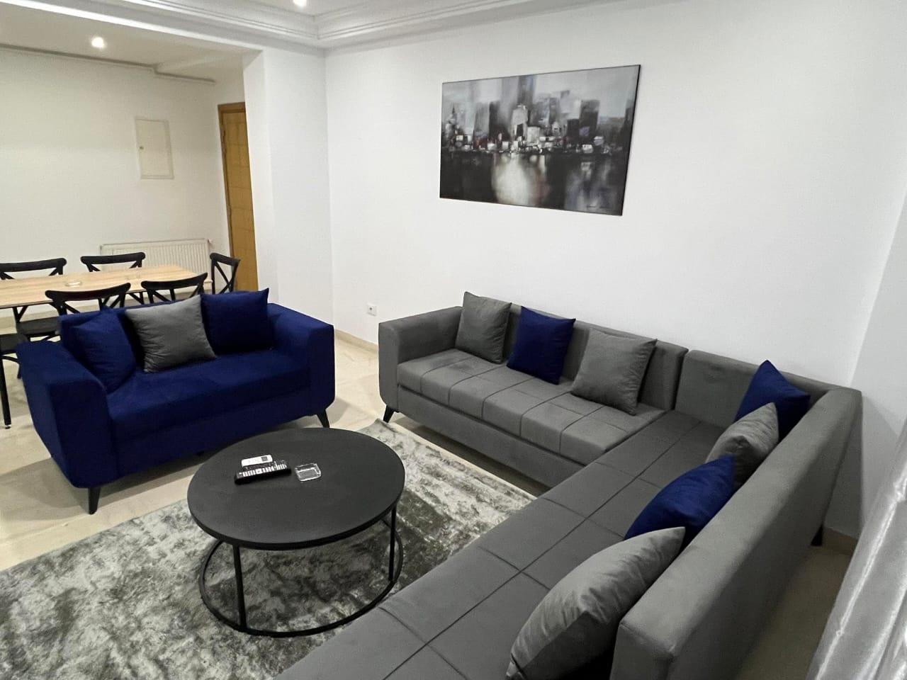 Ain Zaghouan&nbsp;Ain Zaghouan&nbsp;Location&nbsp;Appart. 4 pi�ces&nbsp;S3 haut standing  au mezzanine