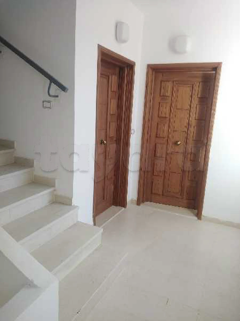 Mnihla&nbsp;Jardins d'el Menzah&nbsp;Location&nbsp;Appart. 2 pi�ces&nbsp;Appartement s2 a jardin del menzah 2