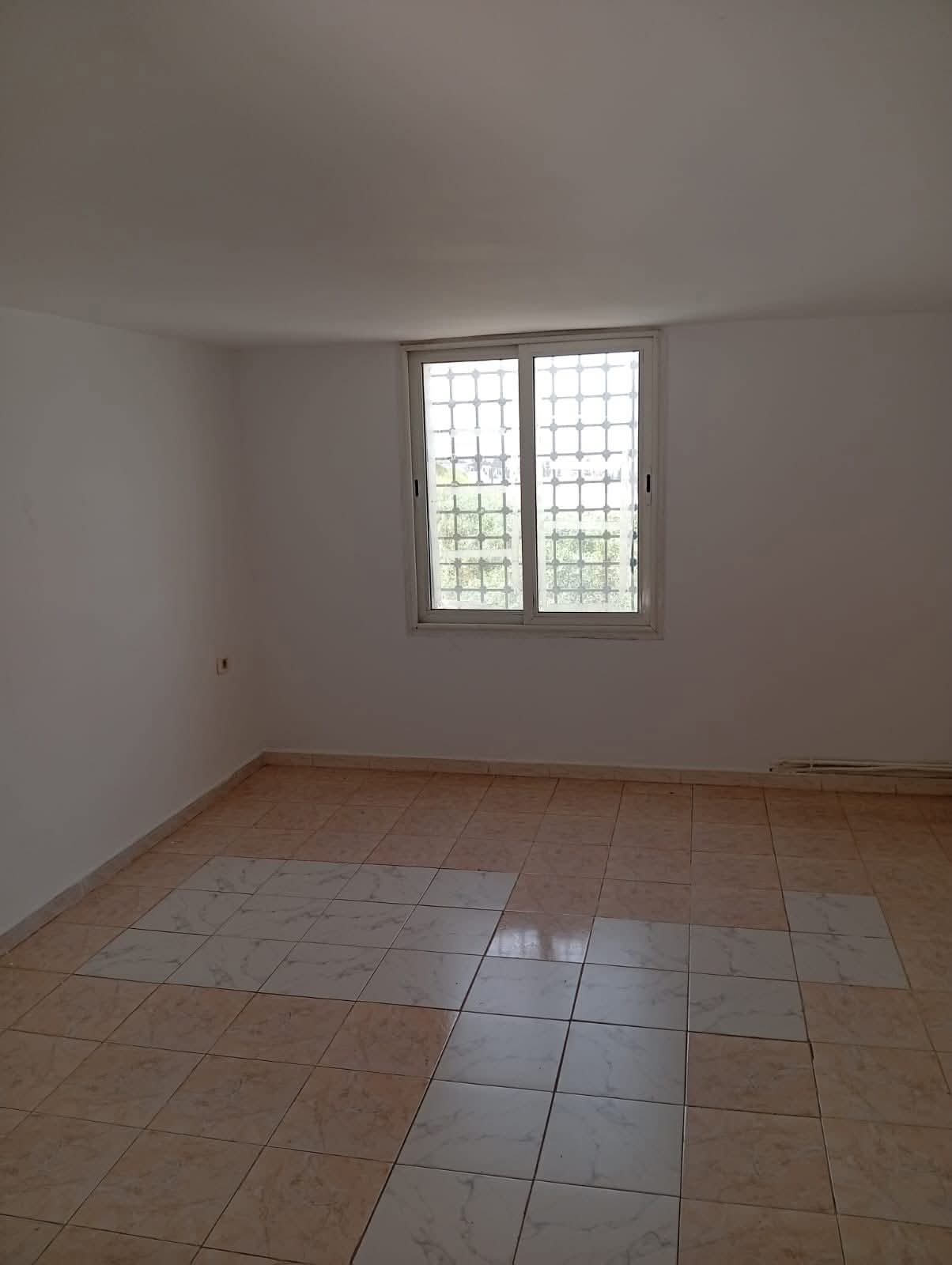El Menzah&nbsp;El Manar 1&nbsp;Location&nbsp;Appart. 1 pi�ce&nbsp;Joli appartement s1 non meubl�e