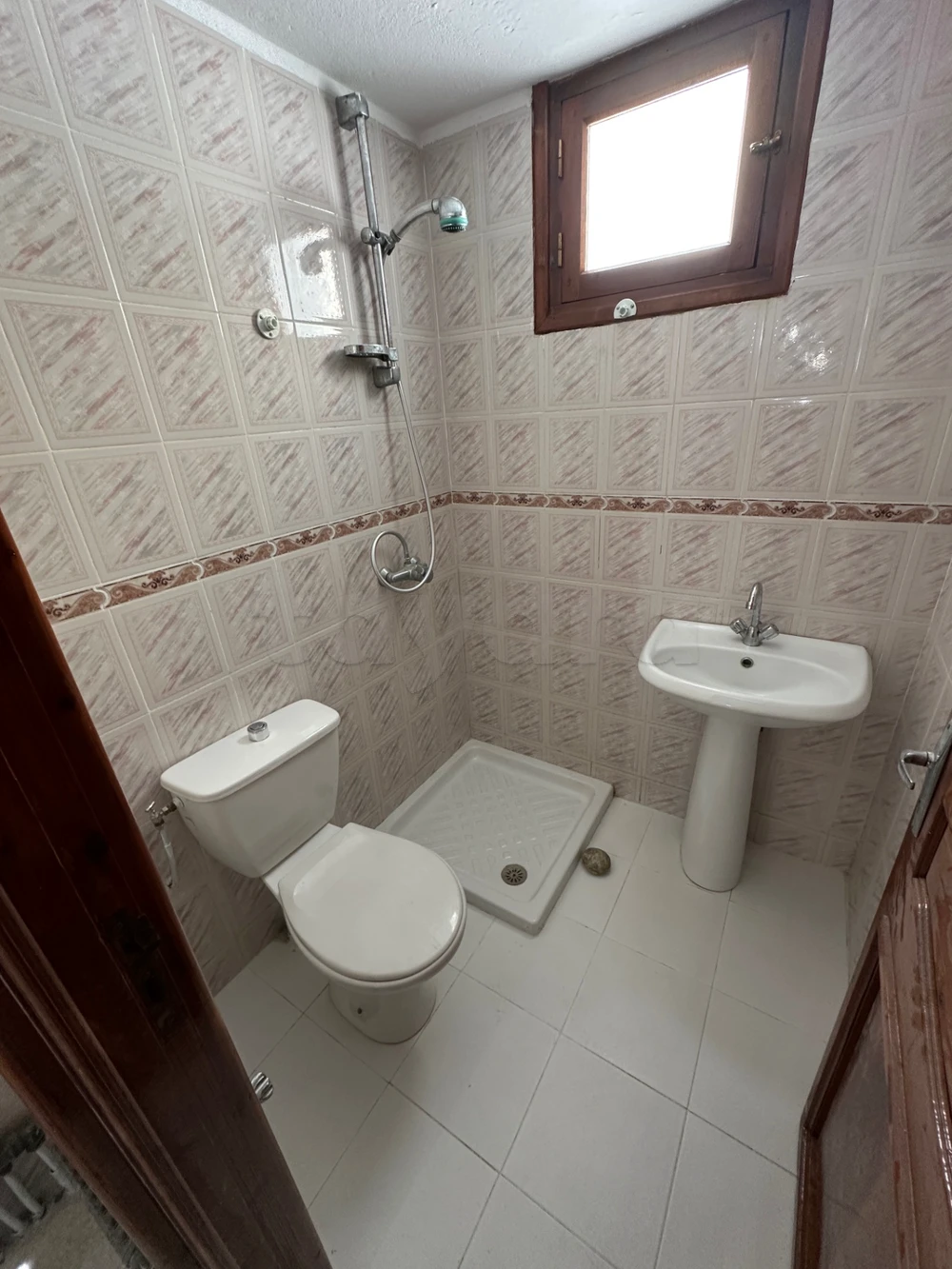 Mnihla&nbsp;Cite Ennasr&nbsp;Location&nbsp;Maisons&nbsp;Joli rez de jardin