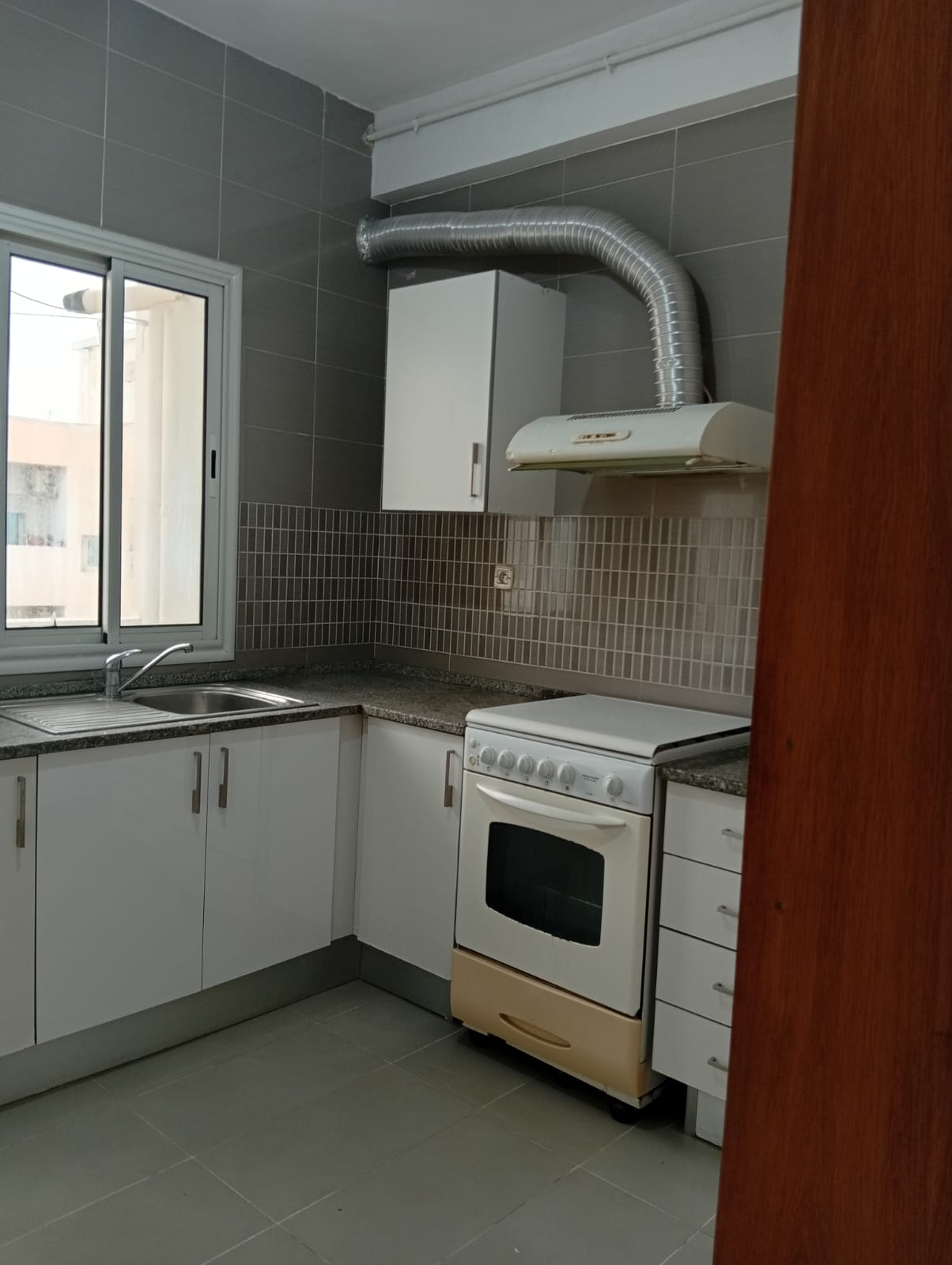 La Marsa&nbsp;El Aouina&nbsp;Vente&nbsp;Appart. 2 pi�ces&nbsp;Un coquet appartement s1 � cit� wahat aouina