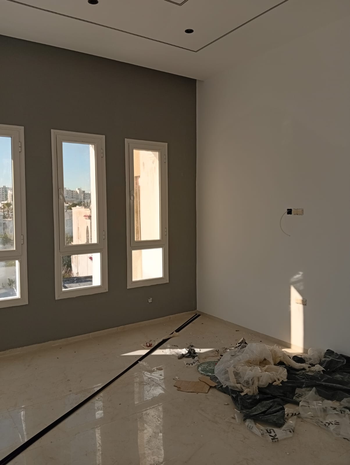 Ariana Ville&nbsp;El Menzah 8&nbsp;Location&nbsp;Appart. 4 pi�ces&nbsp;Un �tage de villa jamais habit� � menzah 8