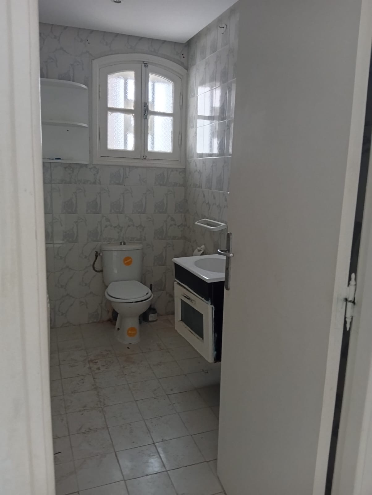 El Menzah&nbsp;El Menzah 9&nbsp;Location&nbsp;Maisons&nbsp;Un rez de chauss�e de villa � menzah 9 a