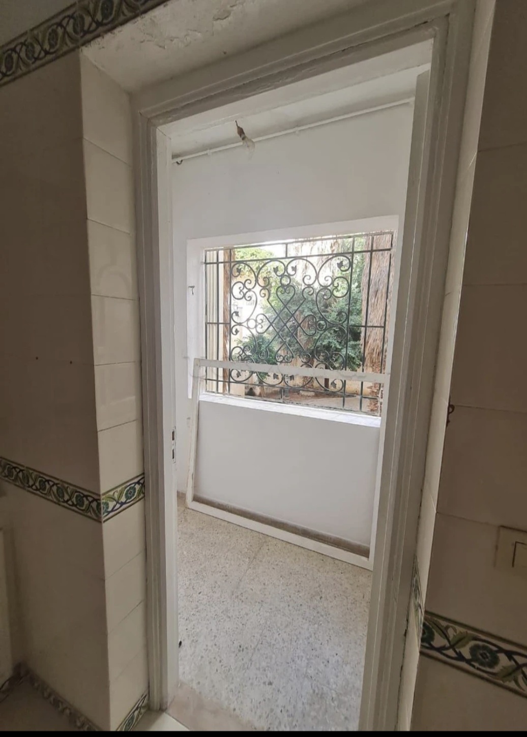 El Menzah&nbsp;Cite Snit&nbsp;Location&nbsp;Appart. 2 pi�ces&nbsp;S1 rdc  manar1