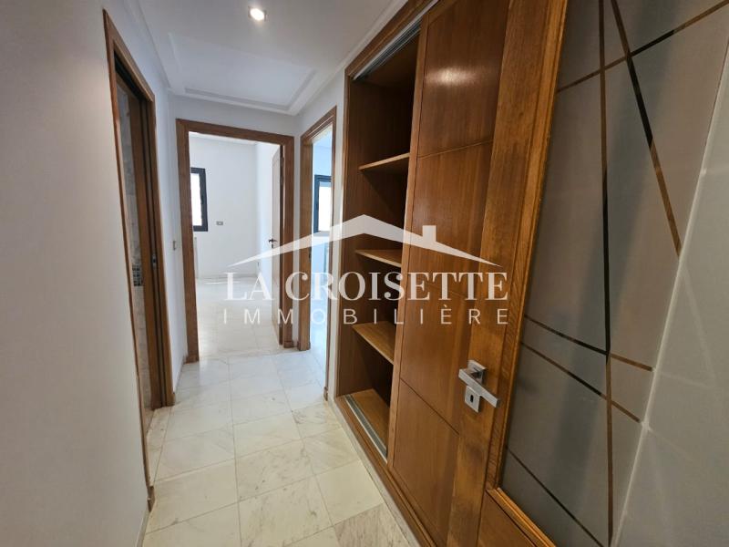 La Soukra&nbsp;La Soukra&nbsp;Location&nbsp;Appart. 3 pi�ces&nbsp;Appartement s2 avec jardin � la soukra mal1538
