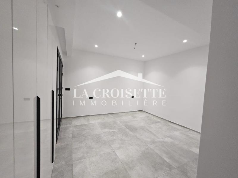 La Marsa&nbsp;Gammart&nbsp;Location&nbsp;Maisons&nbsp;Triplex s5 avec piscine � gammarth mdl0570