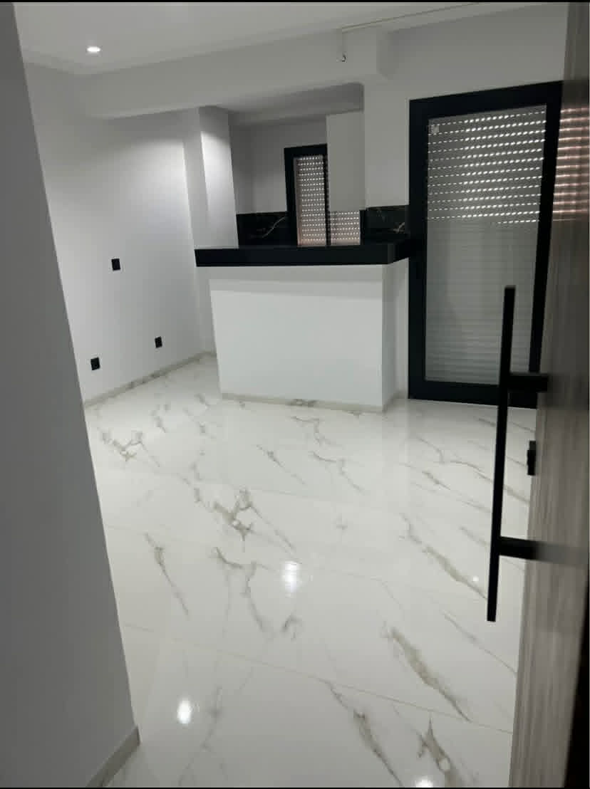 La Marsa&nbsp;El Aouina&nbsp;Location&nbsp;Appart. 1 pi�ce&nbsp;S plus 1 lumineux et neuf