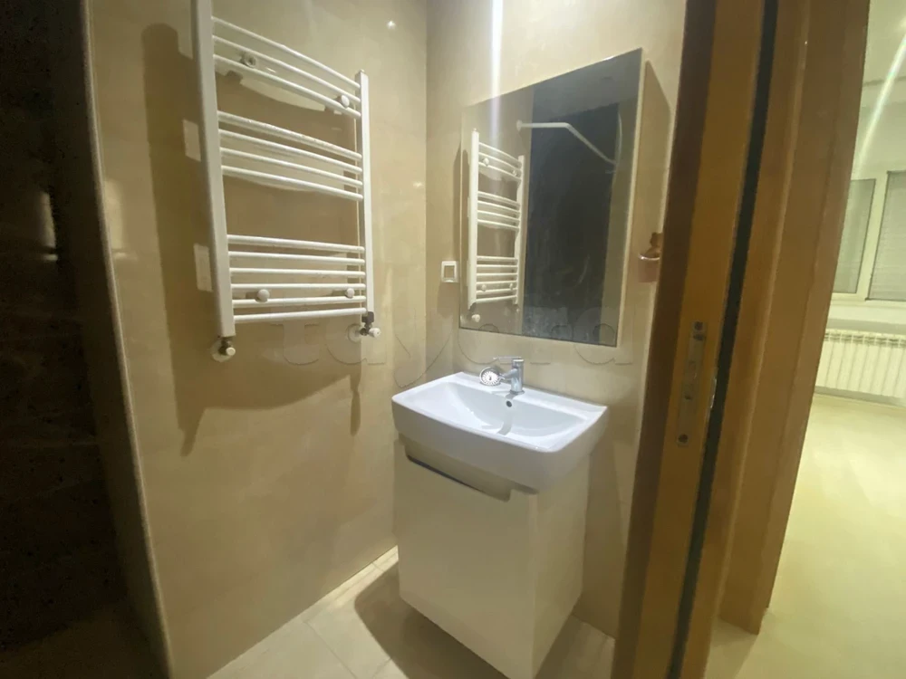 La Marsa&nbsp;Cite Bhar Lazreg&nbsp;Location&nbsp;Appart. 1 pi�ce&nbsp;S plus 1 propre avec balcon