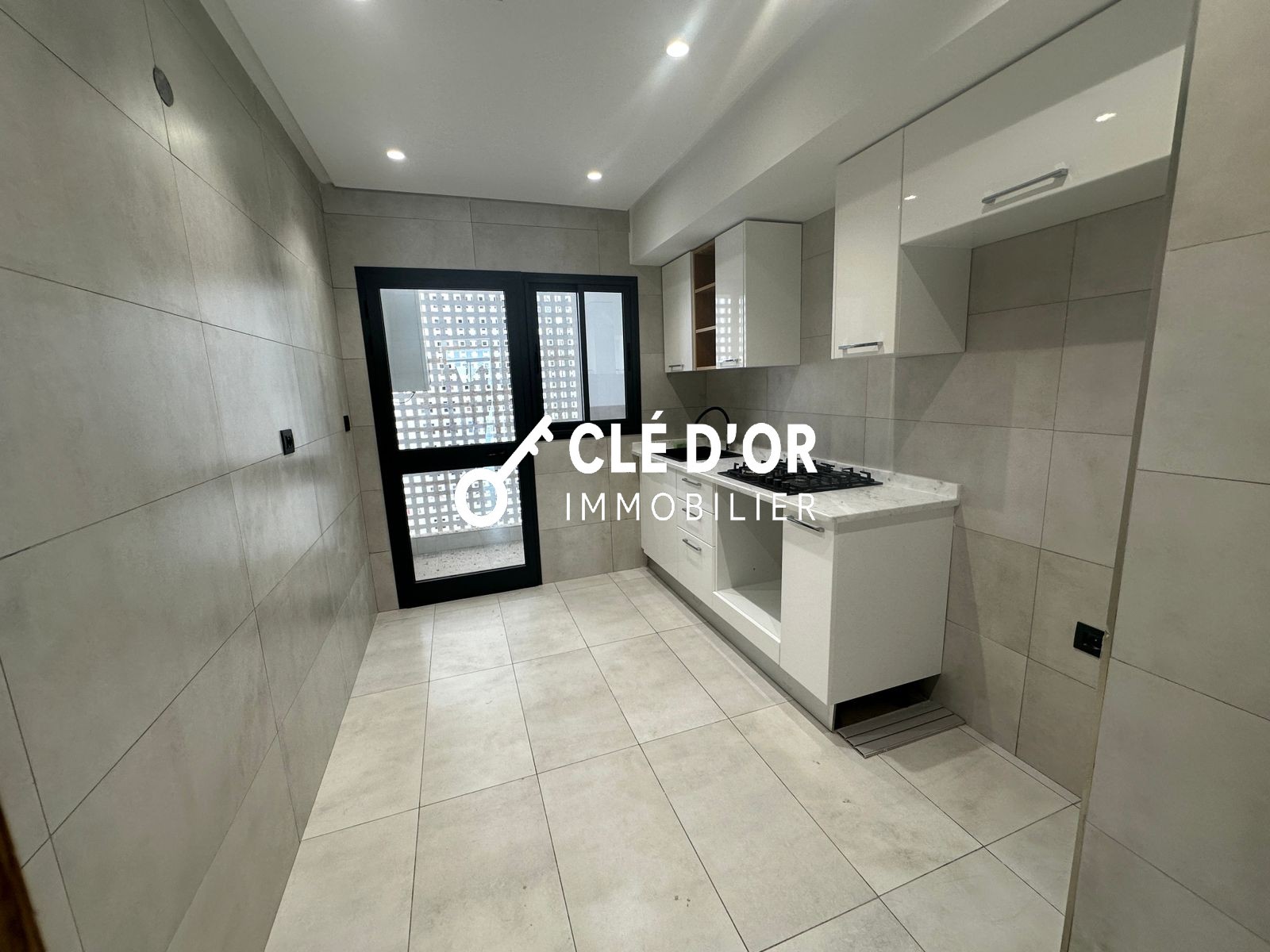 Ain Zaghouan&nbsp;Jardins de Carthage&nbsp;Location&nbsp;Appart. 4 pi�ces&nbsp;S3 au lac 1