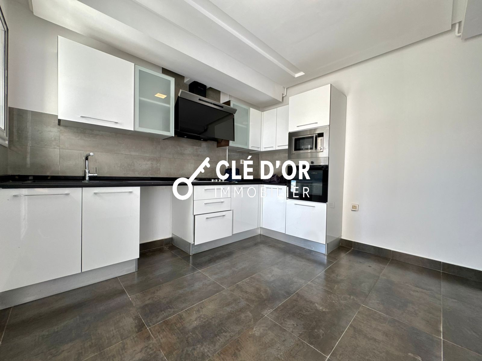 Ain Zaghouan&nbsp;Jardins de Carthage&nbsp;Location&nbsp;Appart. 2 pi�ces&nbsp;Un  s2  au jardin de carthage