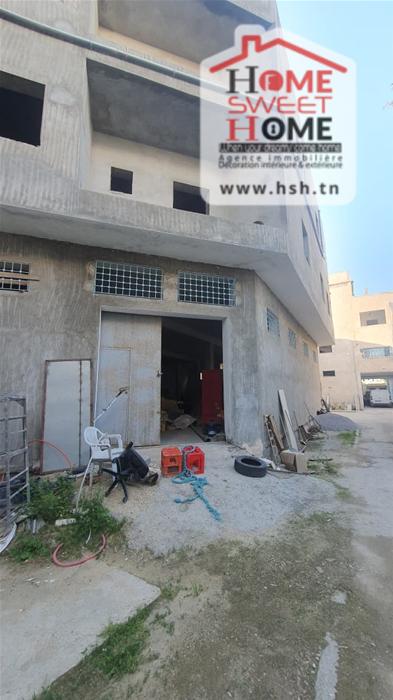 La Soukra&nbsp;La Soukra&nbsp;Location&nbsp;Autre&nbsp;D�pot lolla  � la soukra