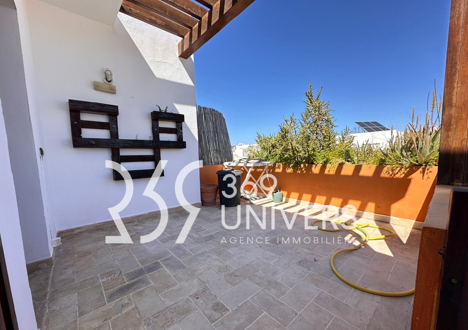 La Marsa&nbsp;Cite El Moez&nbsp;Location&nbsp;Appart. 2 pi�ces&nbsp;Appartement avec terrasse � la marsa ref ra167