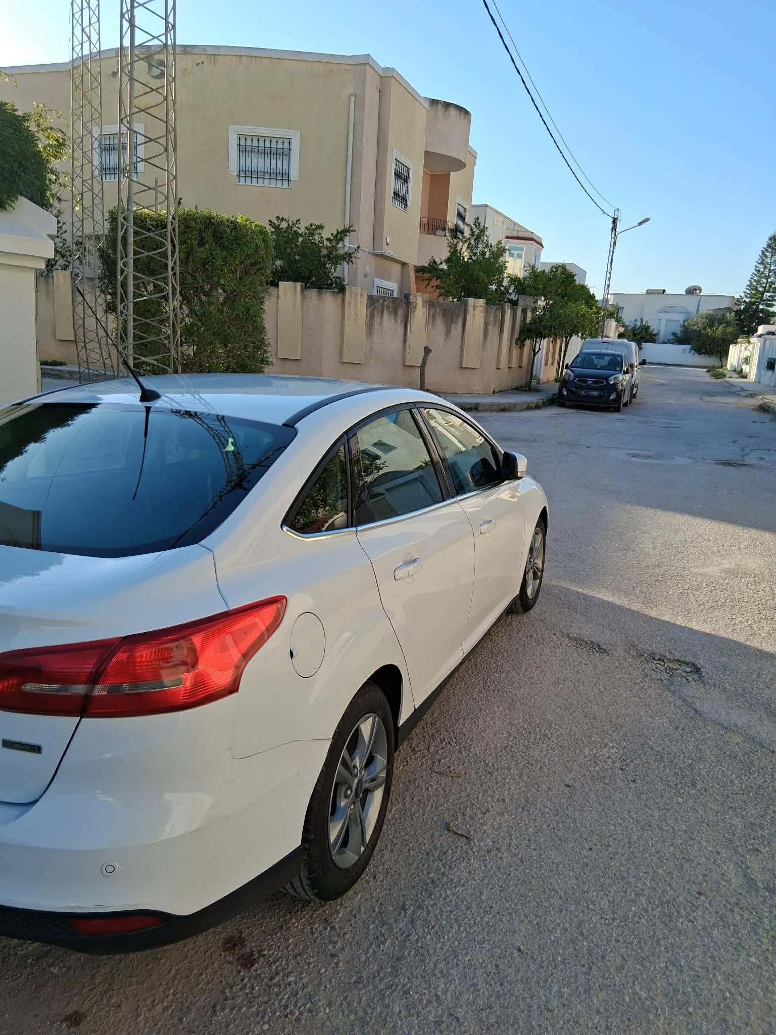 Ariana Ville&nbsp;Ariana&nbsp;Ford&nbsp;Focus&nbsp;Bonne occasion ford focus  6 cv  essence