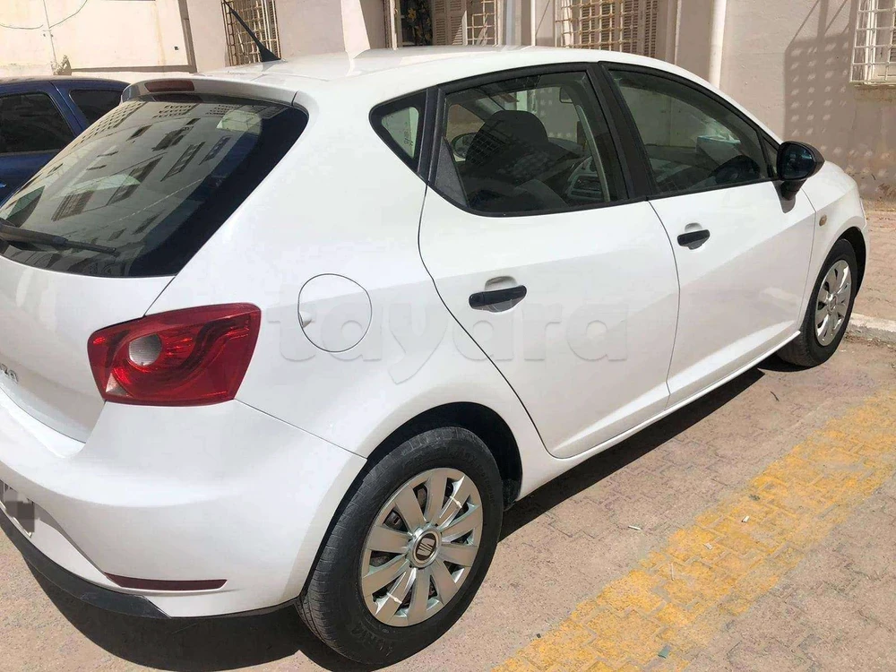 Raoued&nbsp;Ariana Essoughra&nbsp;Seat&nbsp;Ibiza&nbsp;Seat ibiza 5cv