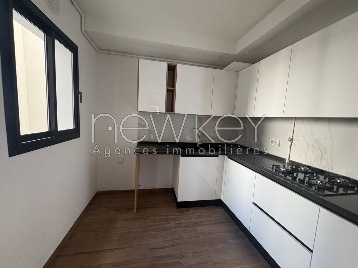 La Marsa&nbsp;Cite Bhar Lazreg&nbsp;Vente&nbsp;Appart. 3 pi�ces&nbsp;S2 � la marsa tout neuf