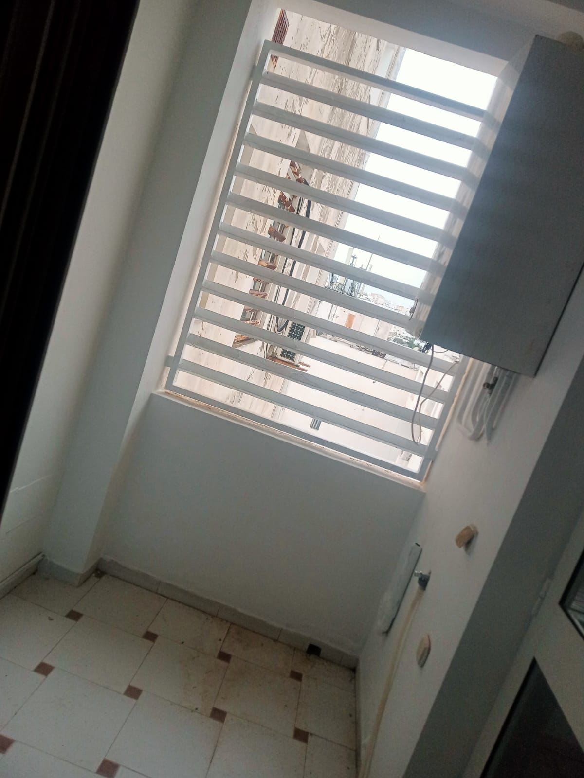 Ariana Ville&nbsp;Cite Ennasr 2&nbsp;Vente&nbsp;Appart. 2 pi�ces&nbsp;S1 investissement unique