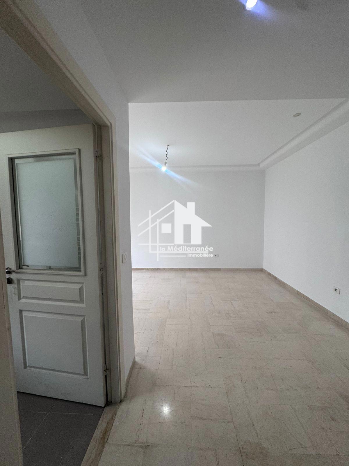 Le Bardo&nbsp;Le Bardo&nbsp;Location&nbsp;Appart. 2 pi�ces&nbsp;Appartement s1  situ� au 1�re �tage avec ascenceur