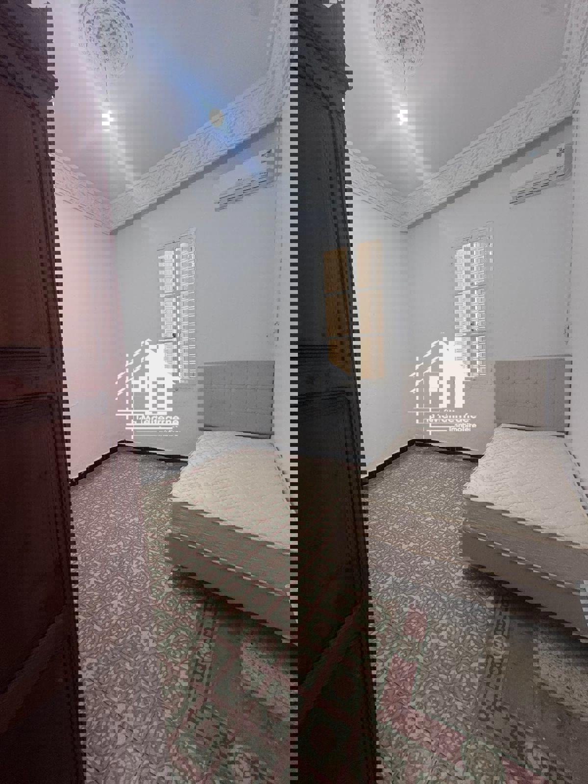 Le Bardo&nbsp;Le Bardo&nbsp;Location&nbsp;Appart. 4 pi�ces&nbsp;�tage de villa ind�pendant s3 superficie 500m