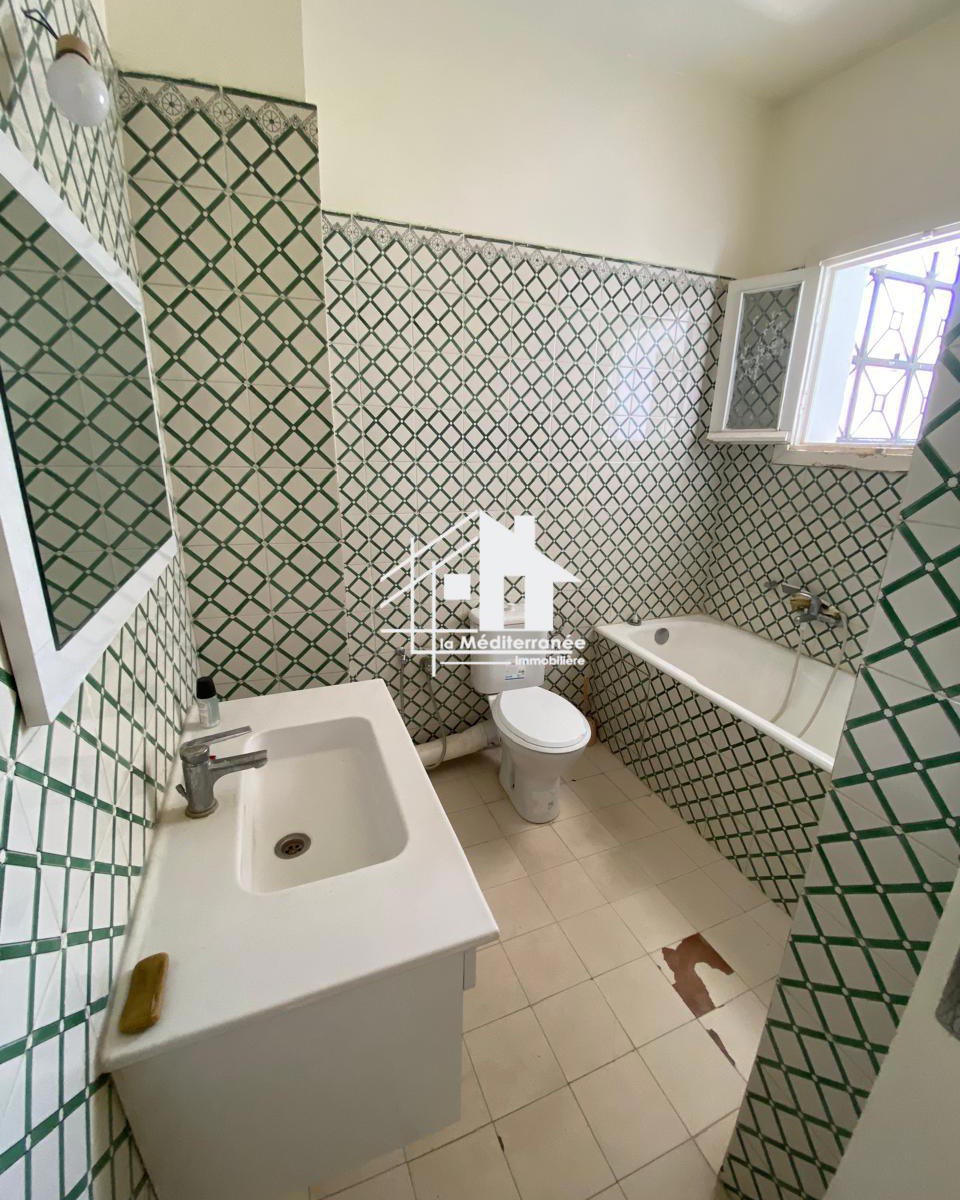 Le Bardo&nbsp;Le Bardo&nbsp;Location&nbsp;Appart. 4 pi�ces&nbsp;Appartement s3  situ� au 1�re �tage