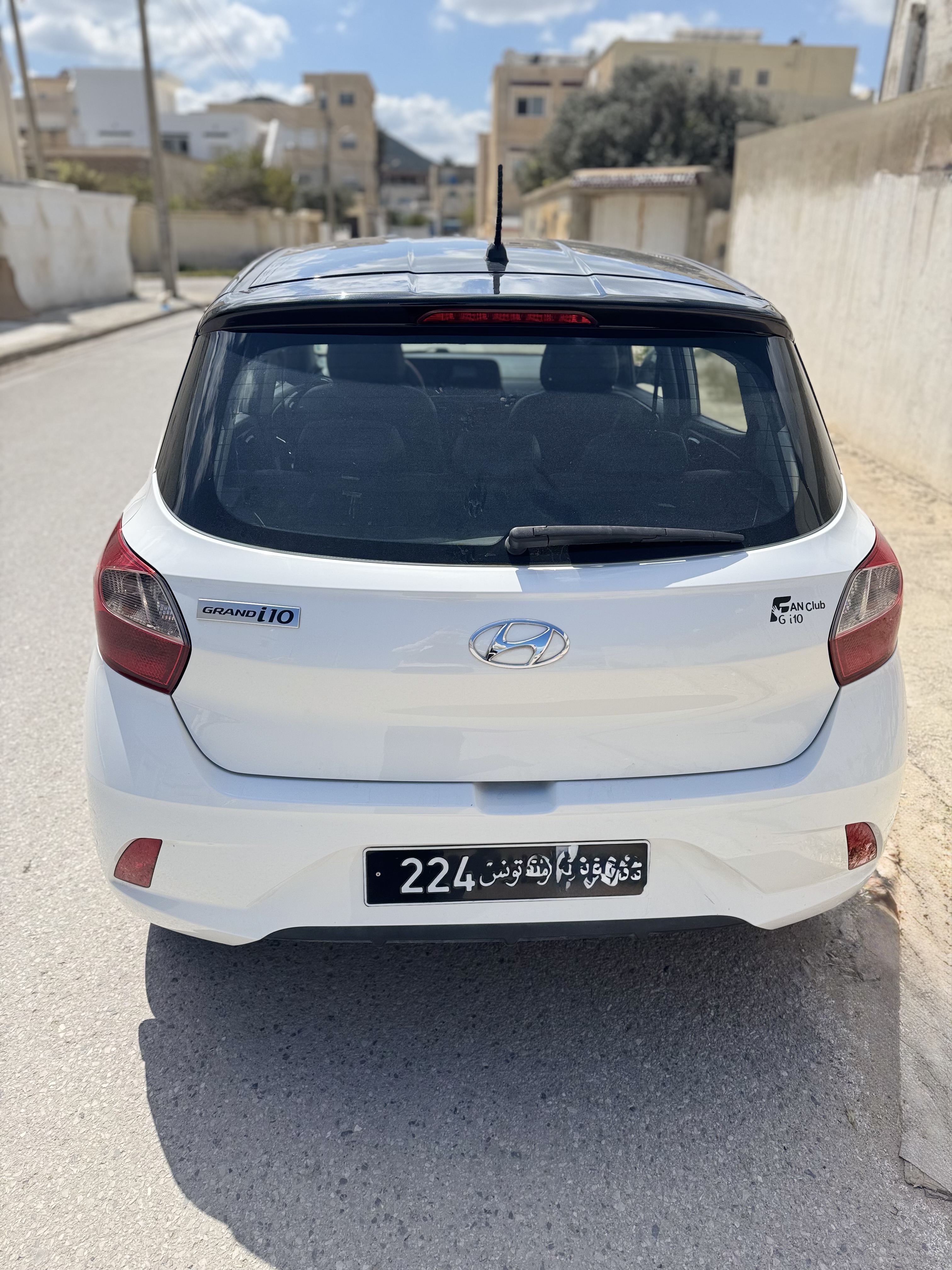 Ben Arous&nbsp;Ben Arous&nbsp;Hyundai&nbsp;Autre Mod�le&nbsp;Hyundai grand i10 1ere main