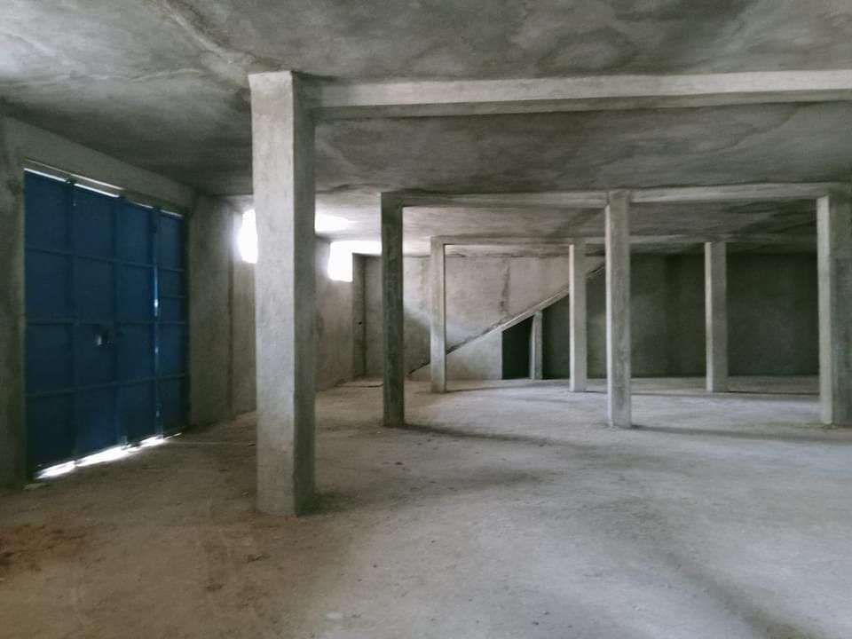 Korba&nbsp;Korba&nbsp;Vente&nbsp;Surfaces&nbsp;B�timent industriel ou d�p�t polyvalent