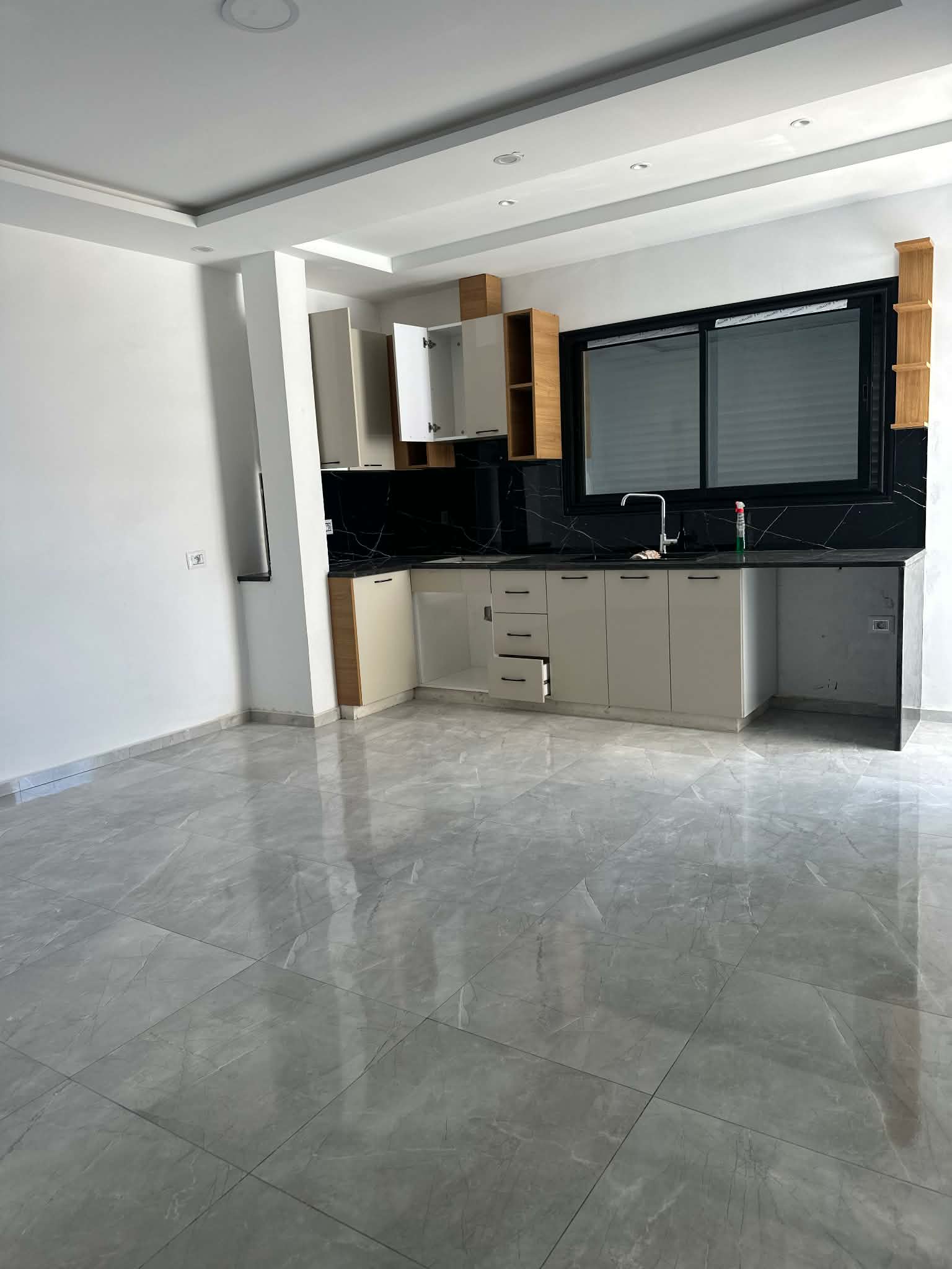 Kelibia&nbsp;Kelibia&nbsp;Vente&nbsp;Appart. 2 pi�ces&nbsp;Un appartement a kelibia centre ville