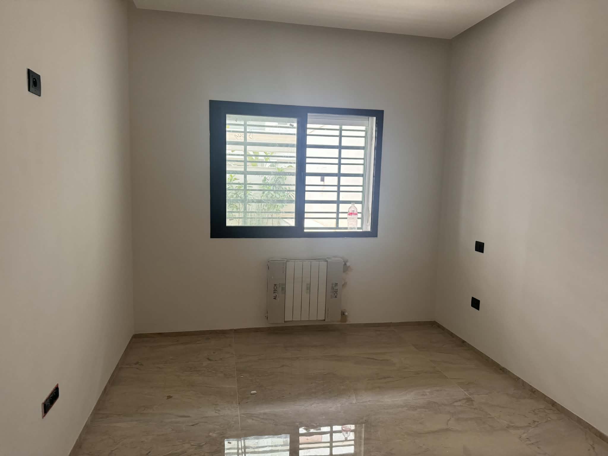 Ain Zaghouan&nbsp;Jardins de Carthage&nbsp;Location&nbsp;Appart. 2 pi�ces&nbsp;S1 neuf avec jardin privatif aux jardins de carth