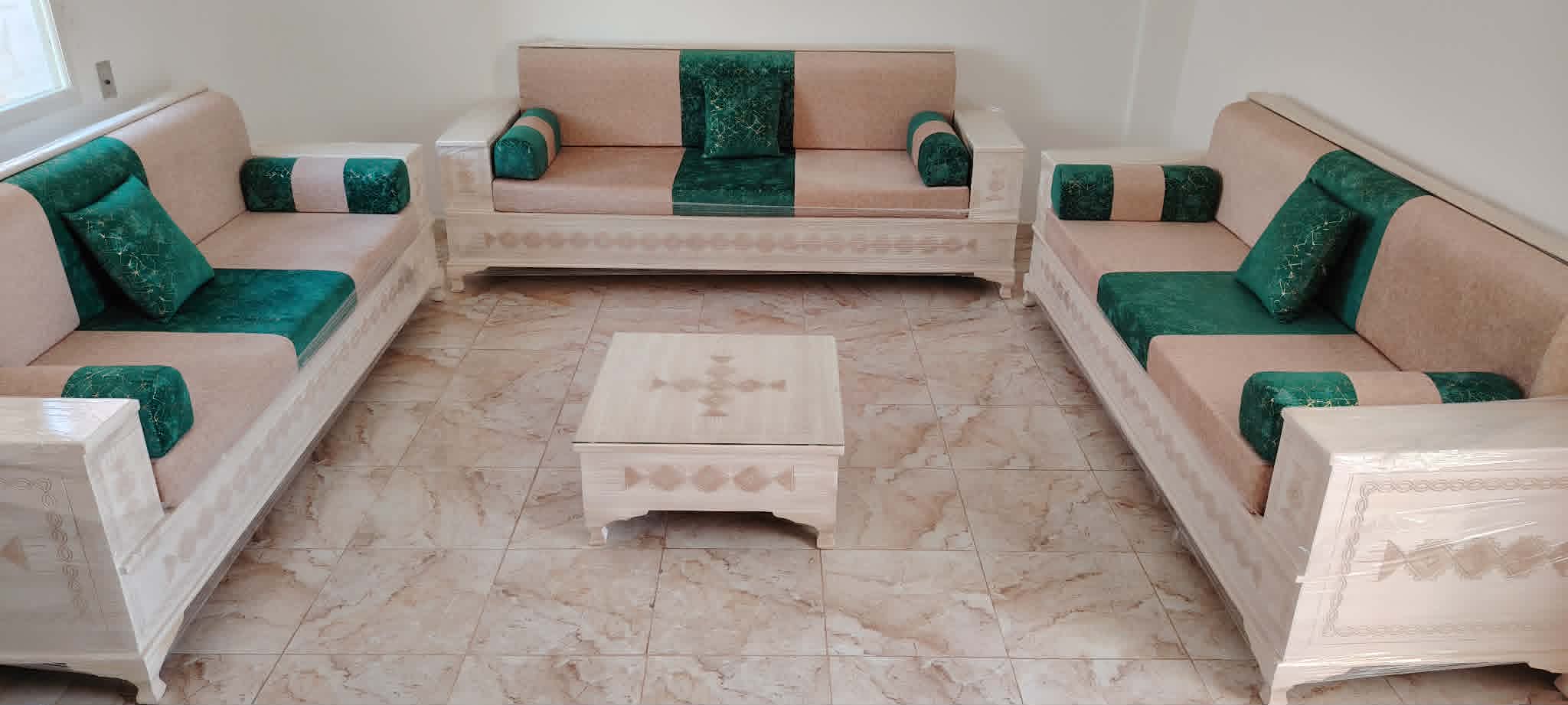 El Kabbaria&nbsp;El Mourouj 2&nbsp;Salon - Salle � manger &nbsp;Salons&nbsp;Salon neuf