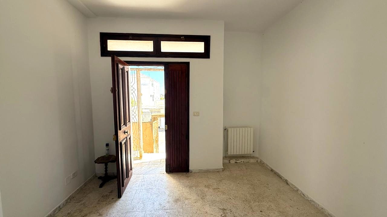 Ariana Ville&nbsp;Cite Ennasr 1&nbsp;Vente&nbsp;Maisons&nbsp;Villa a demolir a cite ennasr