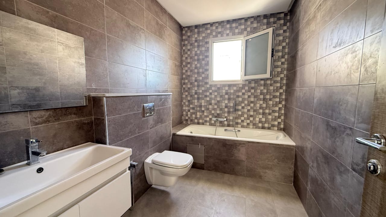 Raoued&nbsp;Cite El Ghazala 1&nbsp;Vente&nbsp;Appart. 2 pi�ces&nbsp;Appartement s2 avec grande terrasse a cite ghazela