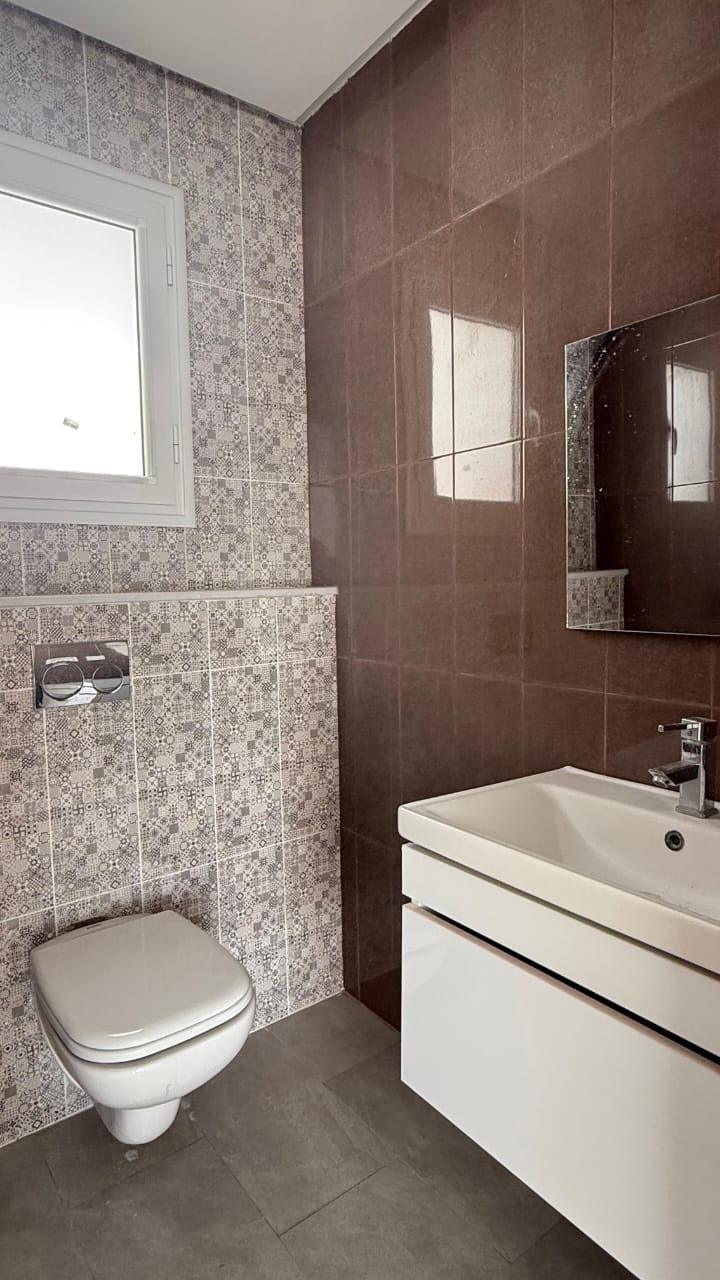Raoued&nbsp;Cite El Ghazala 1&nbsp;Vente&nbsp;Appart. 2 pi�ces&nbsp;Appartement s2 avec grande terrasse a cite ghazela