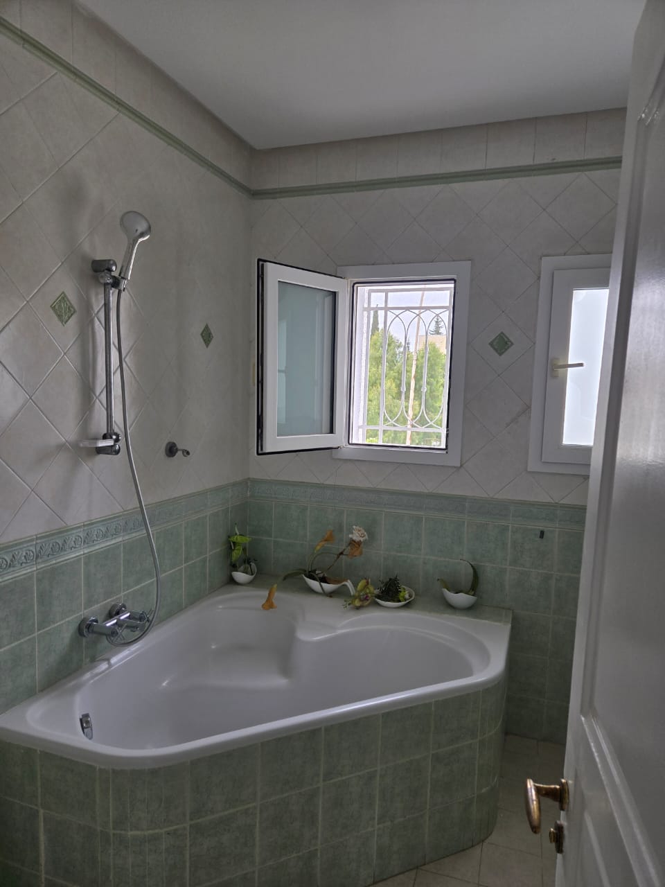 El Menzah&nbsp;El Menzah 4&nbsp;Location&nbsp;Maisons&nbsp;Etage de villa s plus 4 a el manzah 4 wb4464