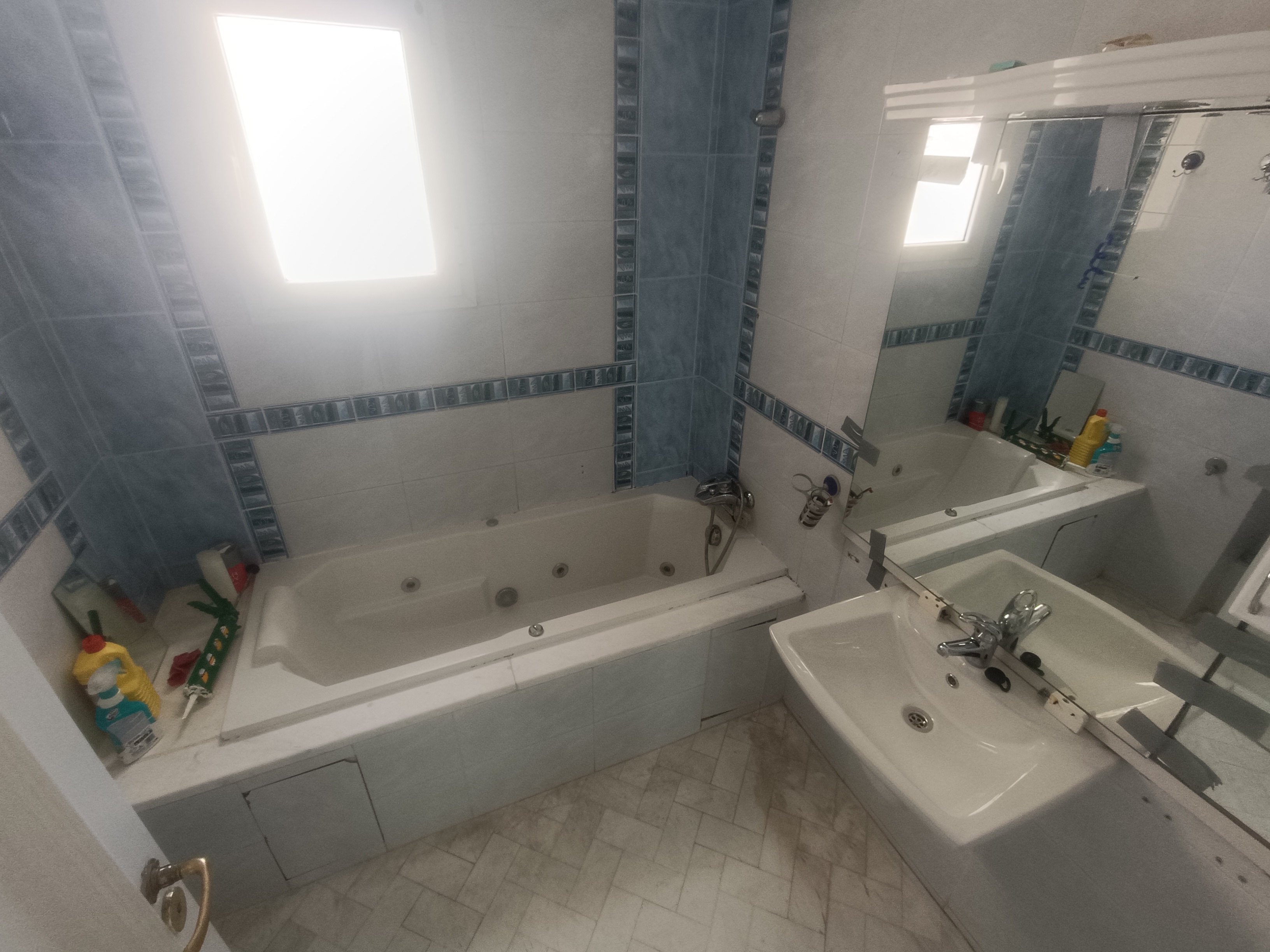 La Marsa&nbsp;Berge Du Lac&nbsp;Vente&nbsp;Appart. 3 pi�ces&nbsp;Bonne affaire appart s2 avec pkg ss sol et cellier