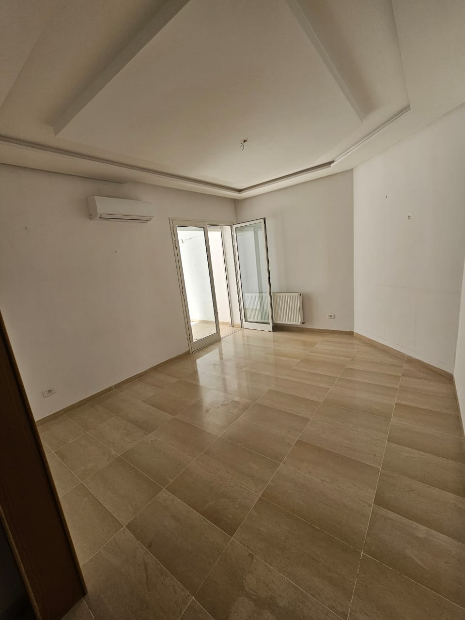 Ain Zaghouan&nbsp;Ain Zaghouan&nbsp;Location&nbsp;Appart. 2 pi�ces&nbsp;S plus un tr�s spacieux � la nv soukra