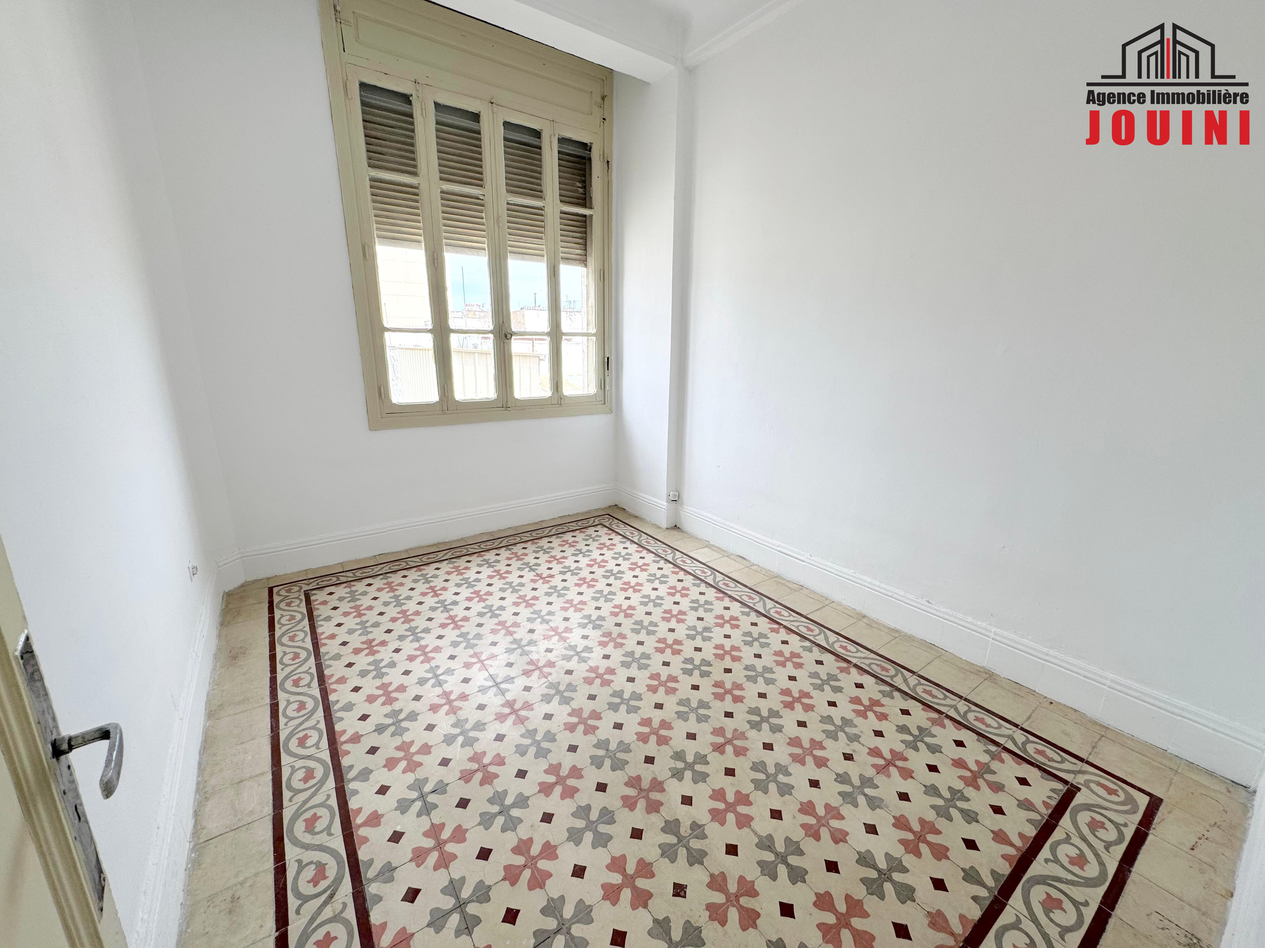 Bab Bhar&nbsp;Bab Bhar&nbsp;Vente&nbsp;Appart. 3 pi�ces&nbsp;Appartement s2 au centre ville tunis