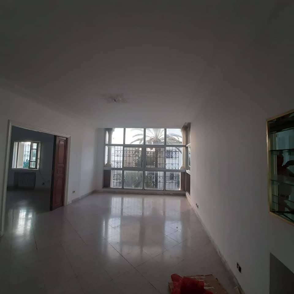 Ariana Ville&nbsp;El Menzah 5&nbsp;Location&nbsp;Appart. 5 pi�ces+&nbsp;Etage de villa au menzah 5