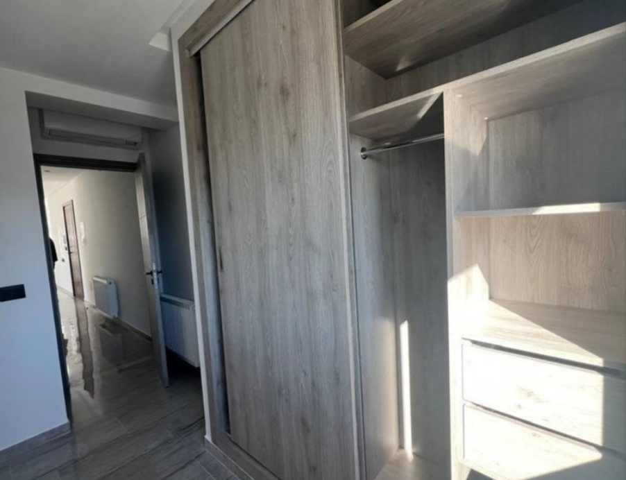 La Soukra&nbsp;La Soukra&nbsp;Location&nbsp;Appart. 2 pi�ces&nbsp;S1 lumineux