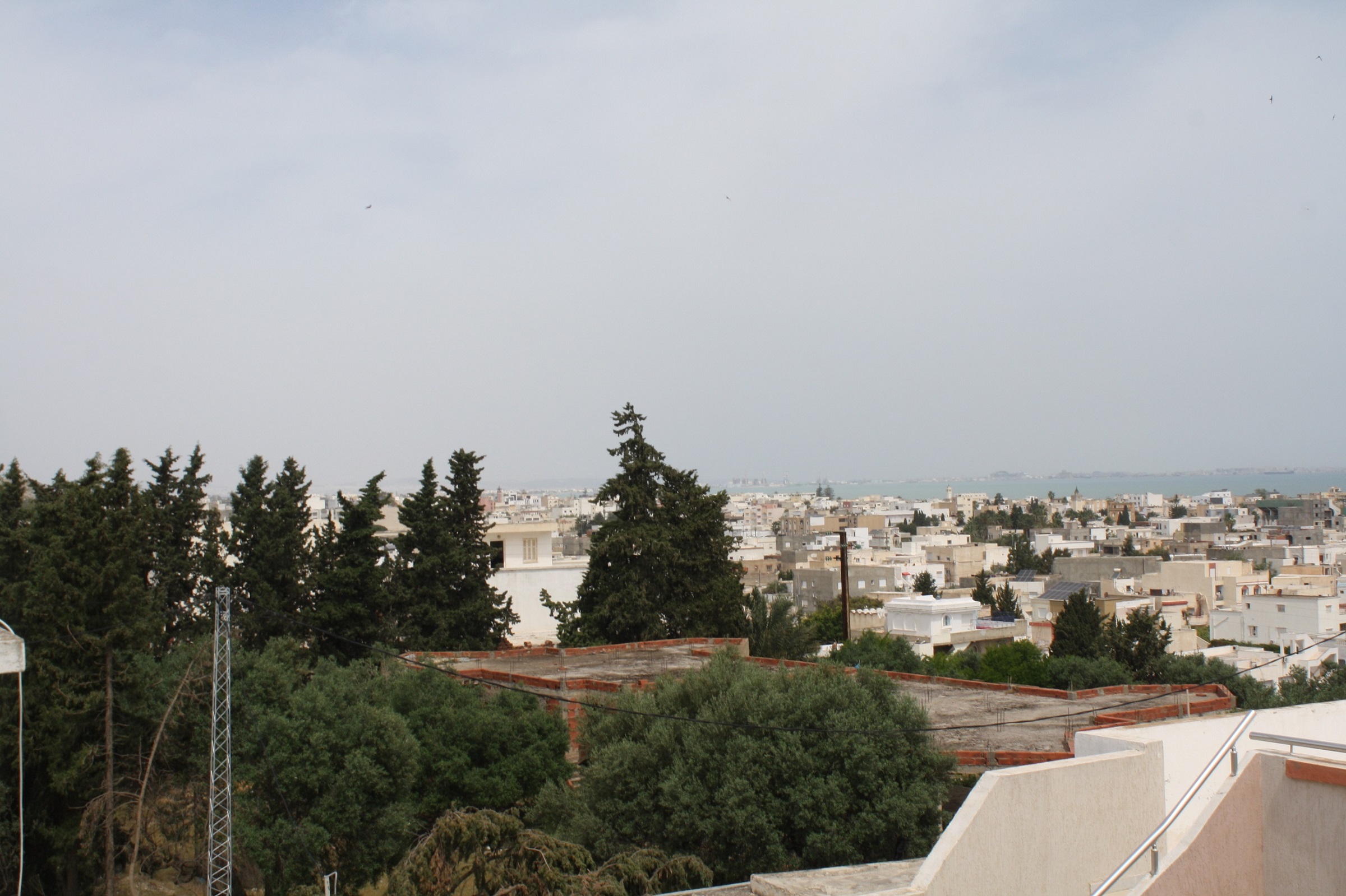 Hammam Lif&nbsp;Bou Kornine&nbsp;Vente&nbsp;Appart. 4 pi�ces&nbsp;Gps appartement  premier �tage