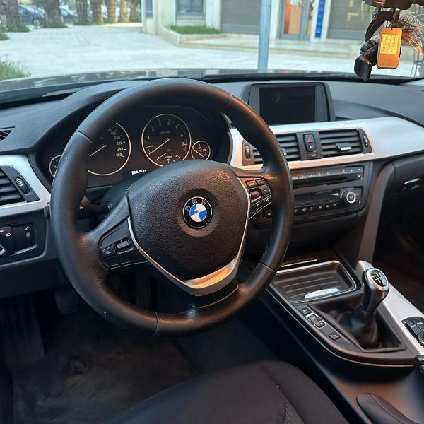 Ariana Ville&nbsp;Cite Ennasr 2&nbsp;Bmw&nbsp;Serie 3&nbsp;Bmw 316i noir 1�re main